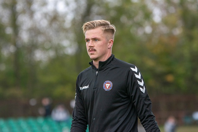 累方面与传 累方面与传